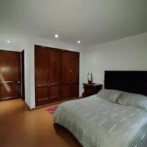 Privada Alameda Club House 134 Usaquen Habitación en casa particular