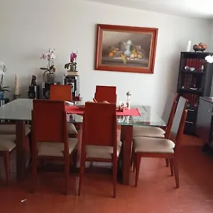 Hermosa Iluminada Habitación en casa particular